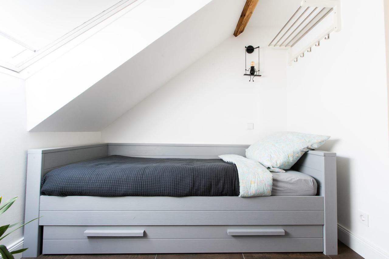 Vintage Meets Moderne